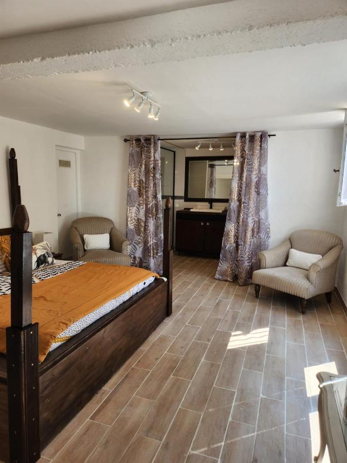 La Maison Du Petit Thomas Taradeau المظهر الخارجي الصورة